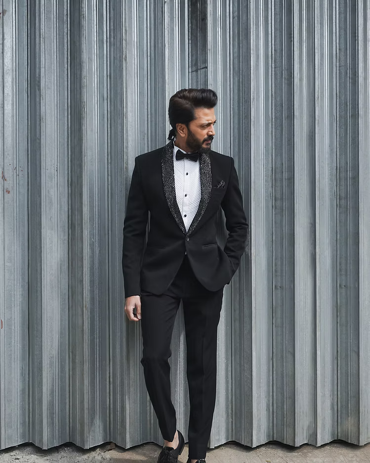 Classic Lusture Tuxedo Set