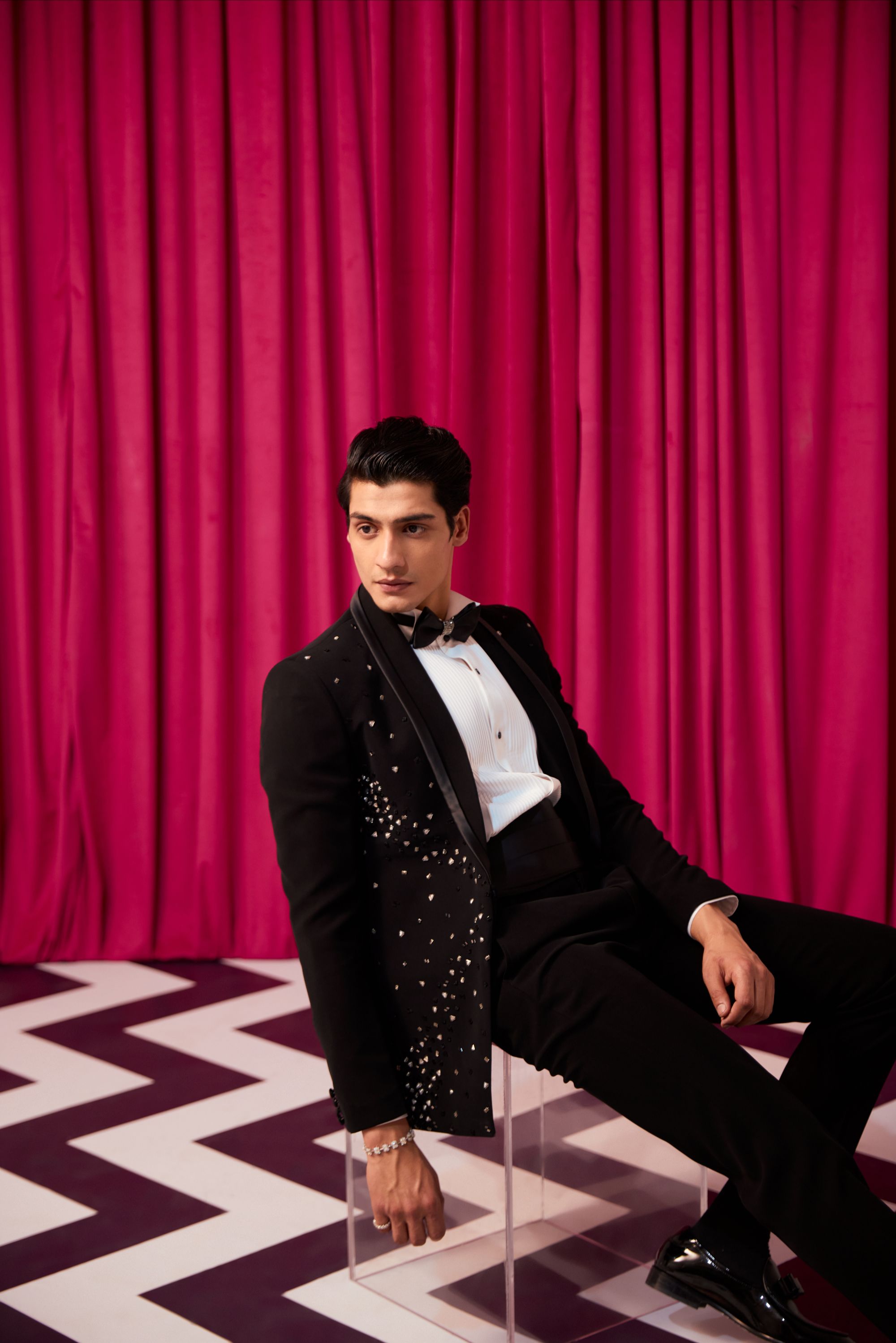 Onyx Tuxedo Set