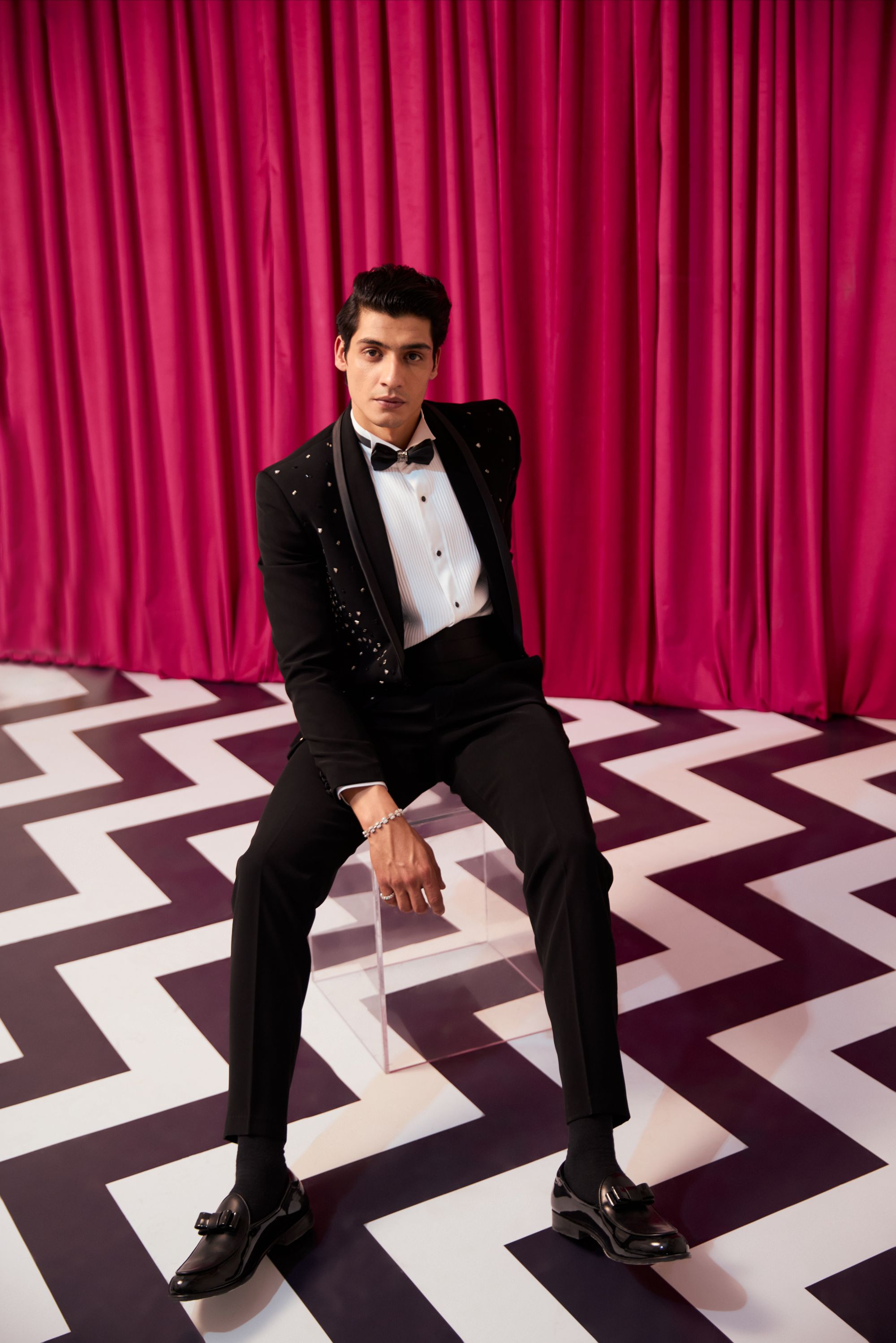 Onyx Tuxedo Set