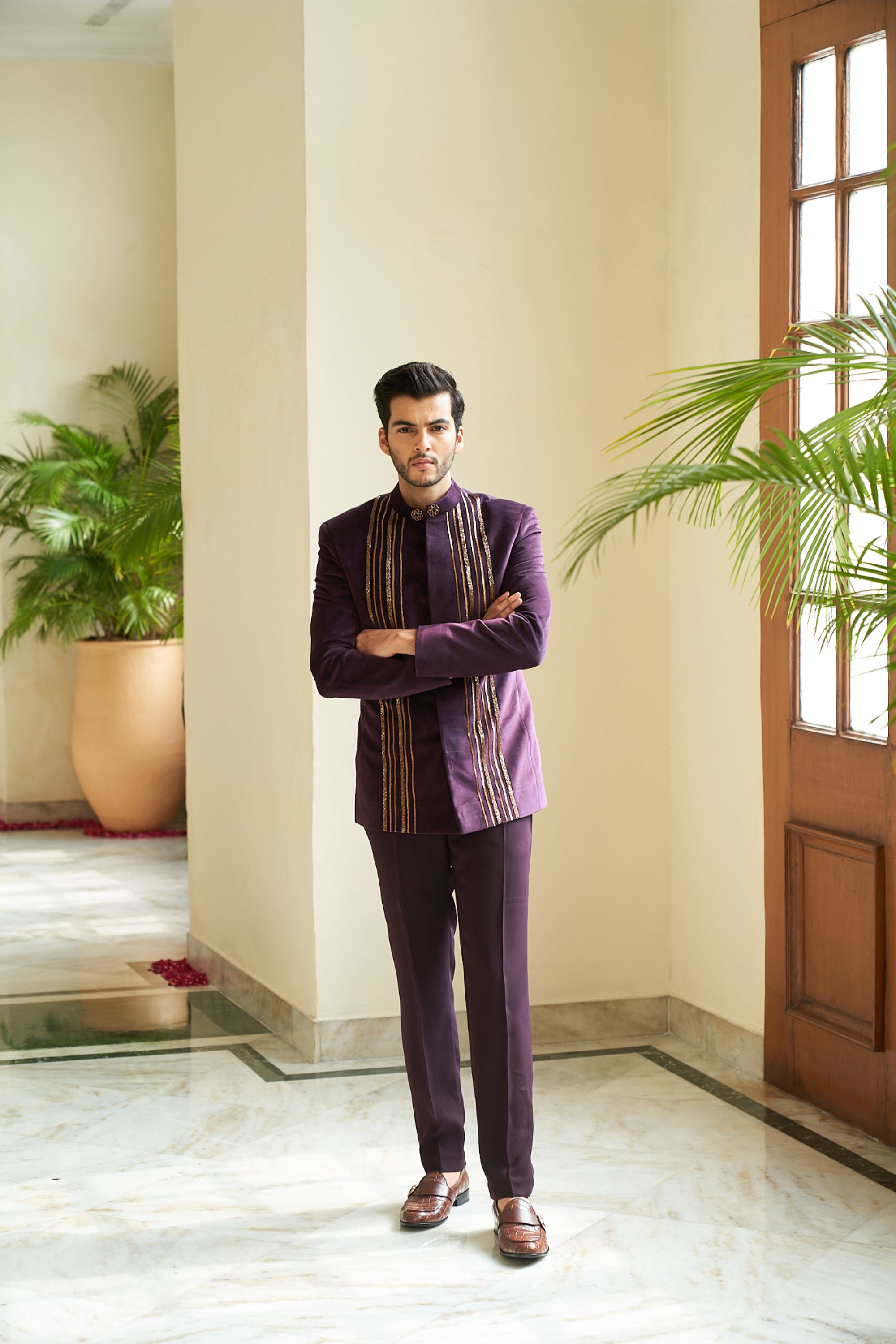 Linear Embellished Bandhgala